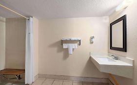 Super 8 By Wyndham Fort Mitchell Cincinnati Area